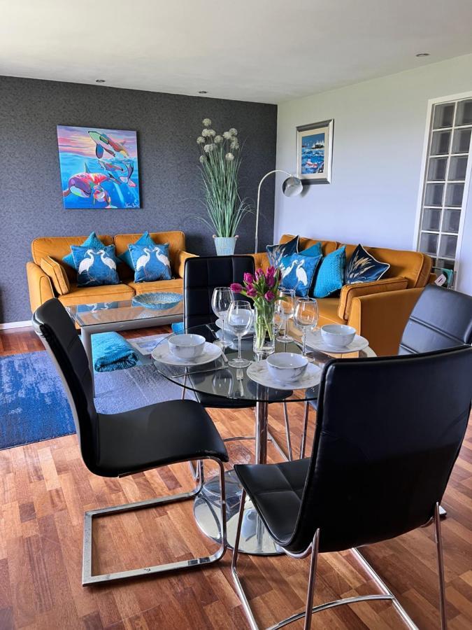 Cockledora, A Luxury Ground Floor Beachfront Apartment Llanelli Exterior foto